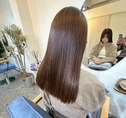 2ヶ月たってもこの美しさ ! シルク縮毛矯正