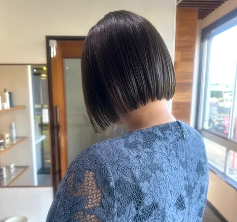 シルク縮毛矯正×プツっとボブ